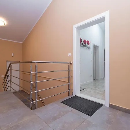 Apartmán Shurida