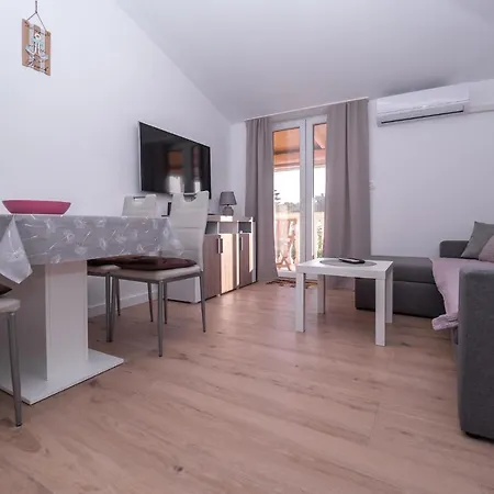Apartment Shurida
