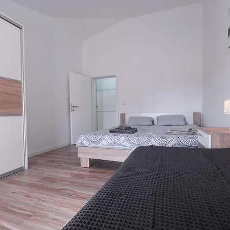 Apartment Shurida Pula